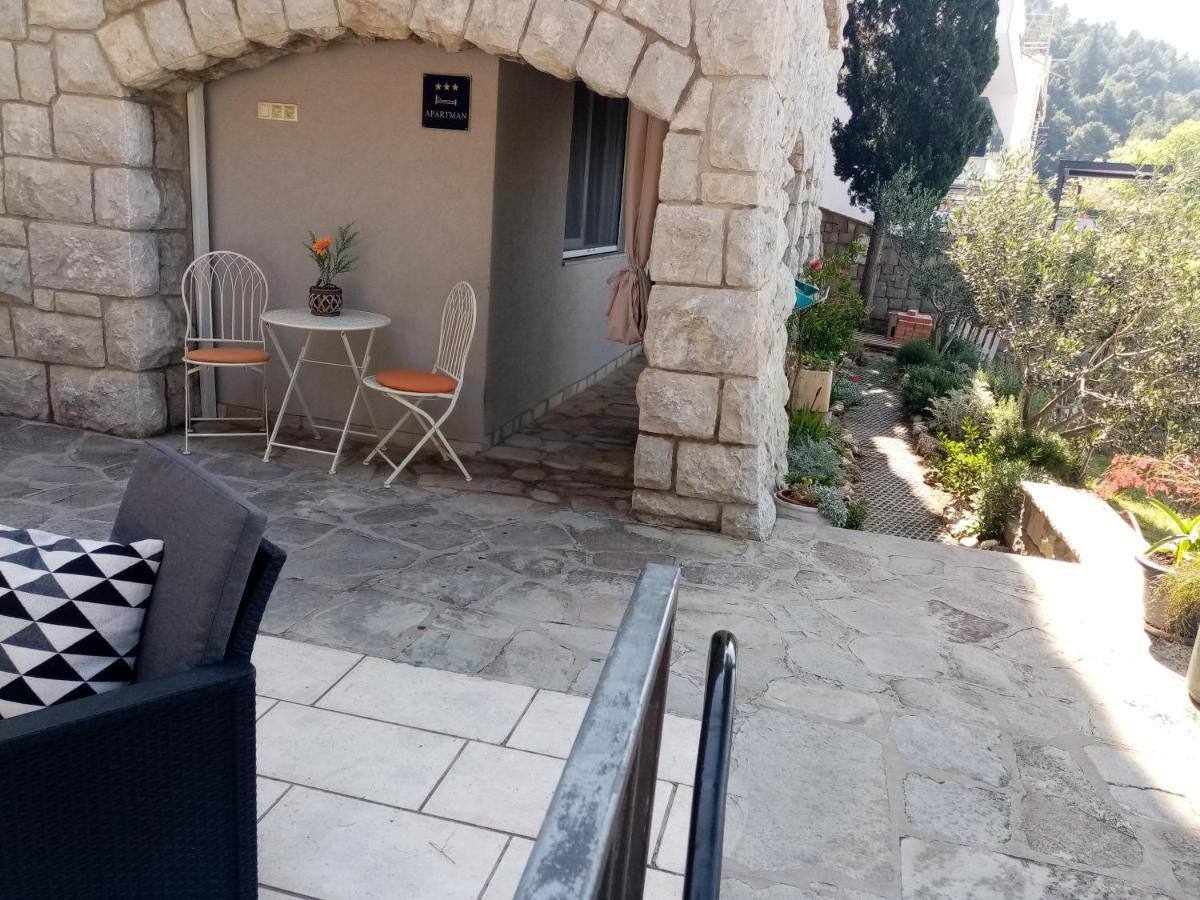אומיס Apartment Zizi מראה חיצוני תמונה